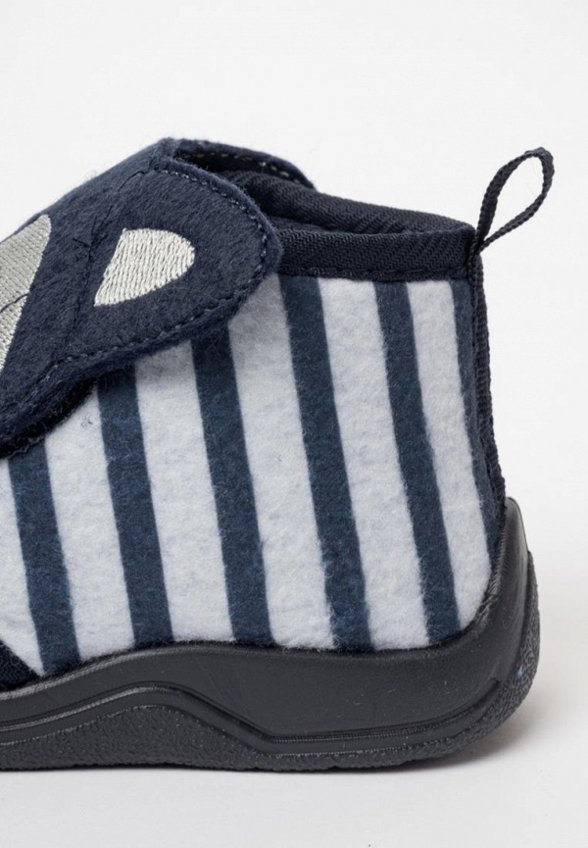 Тапочки Tikkago