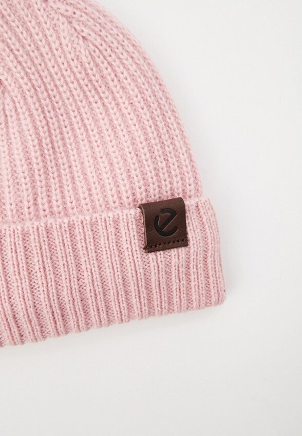 Шапка Ecco