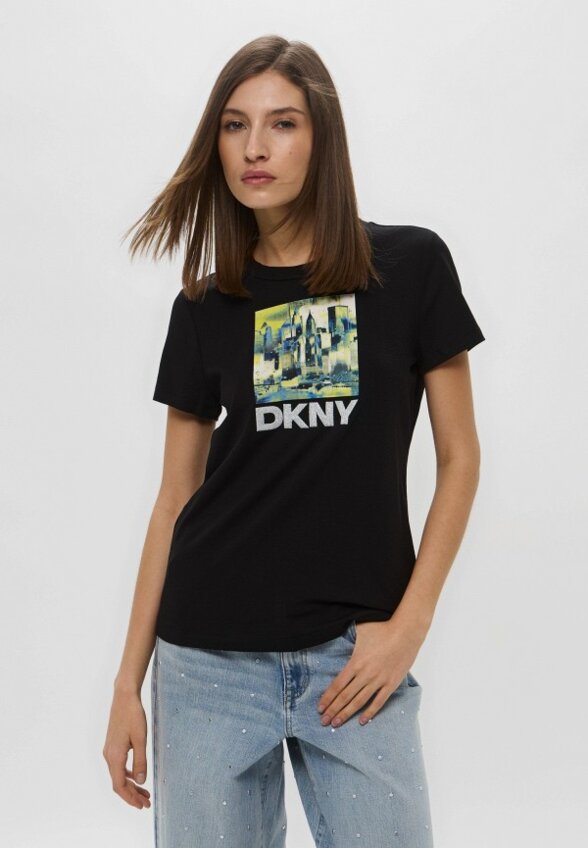 Футболка DKNY