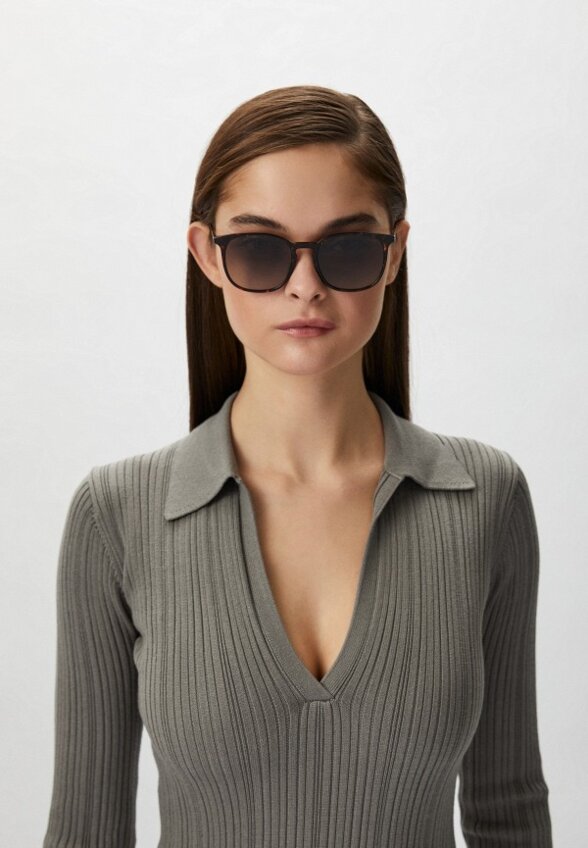 Очки солнцезащитные Hugo