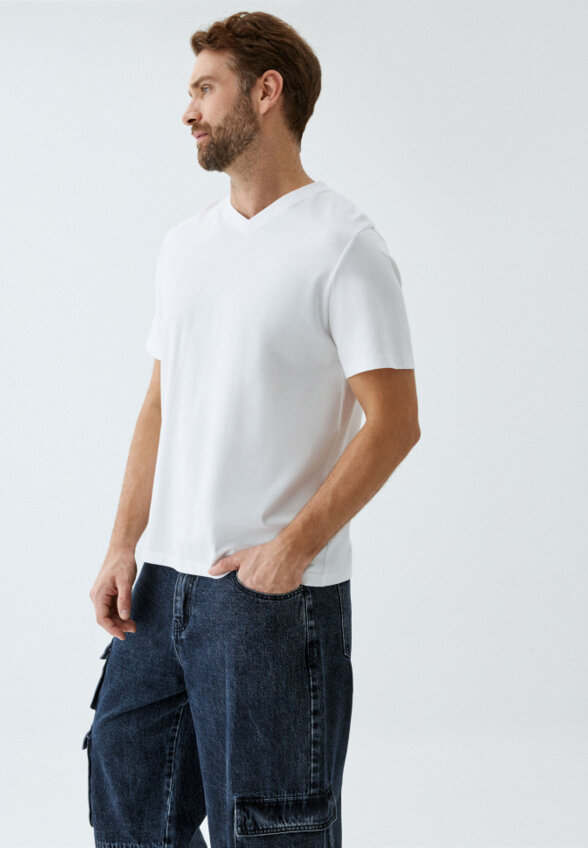 Футболка MARK REGULAR FIT базовая