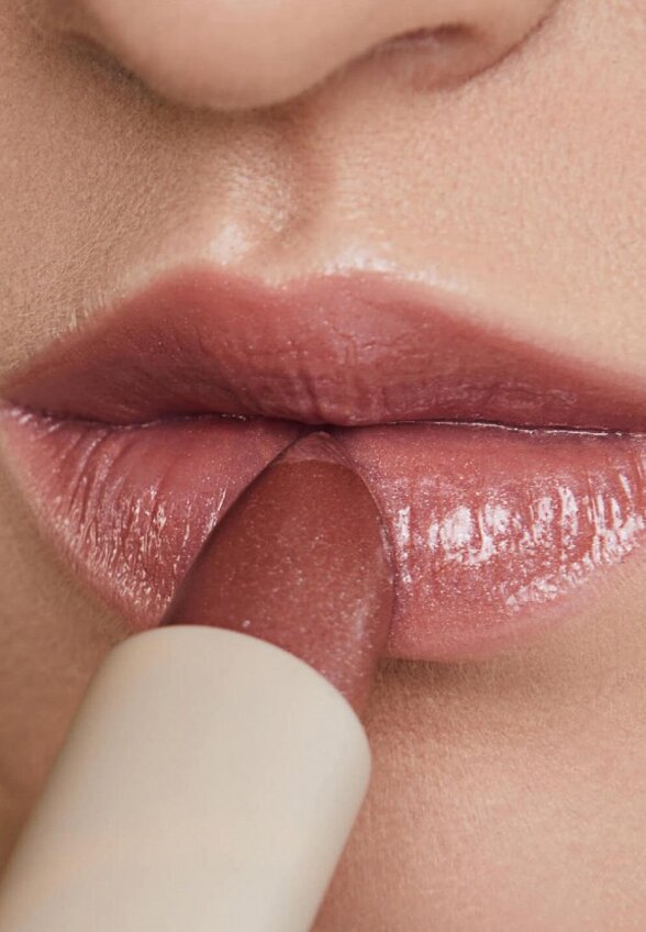 Помада-бальзам Russian Beauty Guru