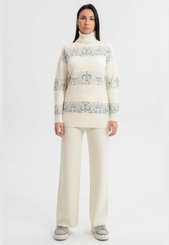 Свитер Ареола