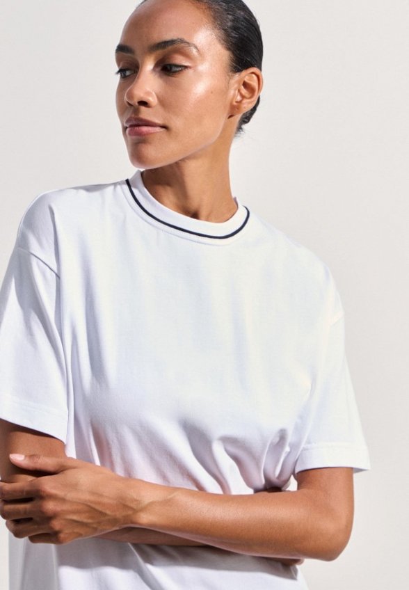 Футболка Zarina