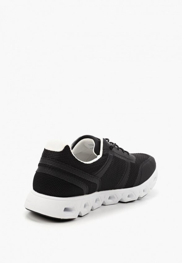 Кроссовки Caprice