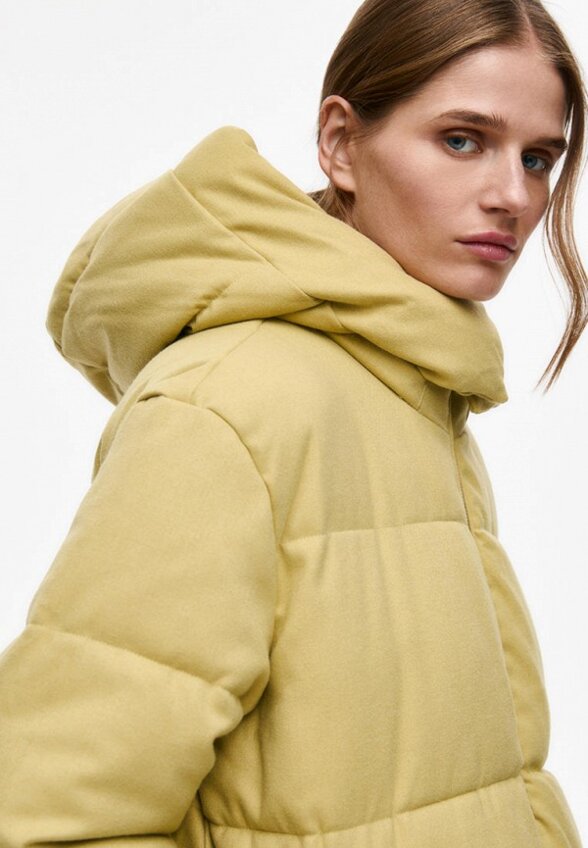 Пуховик Yollo