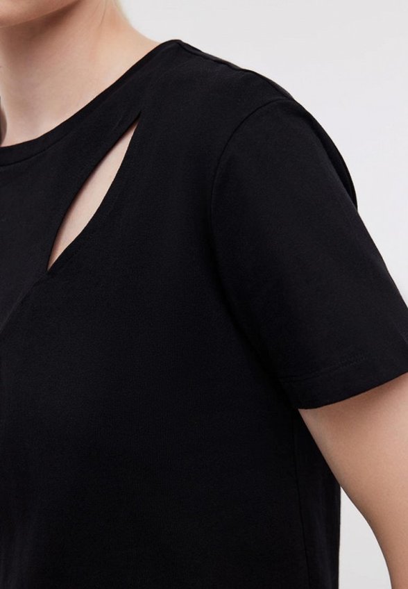 Футболка Baon