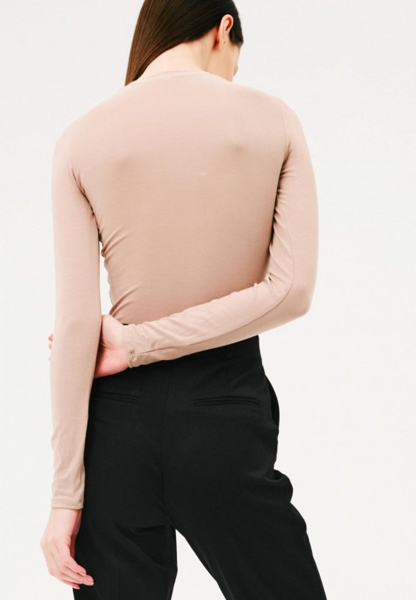 Лонгслив Jolifashn