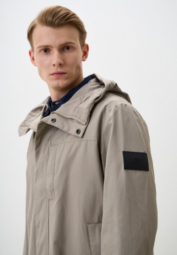 Плащ Baon