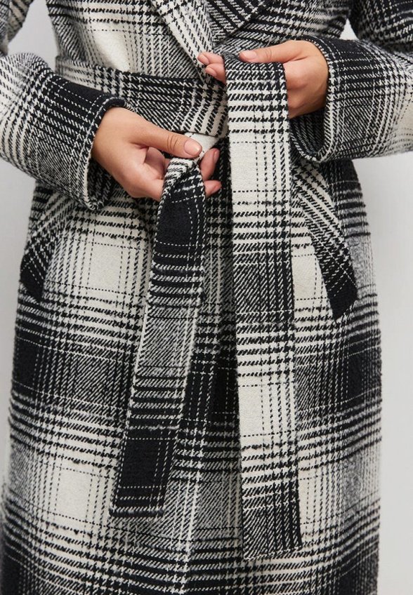 Пальто-халат 4forms