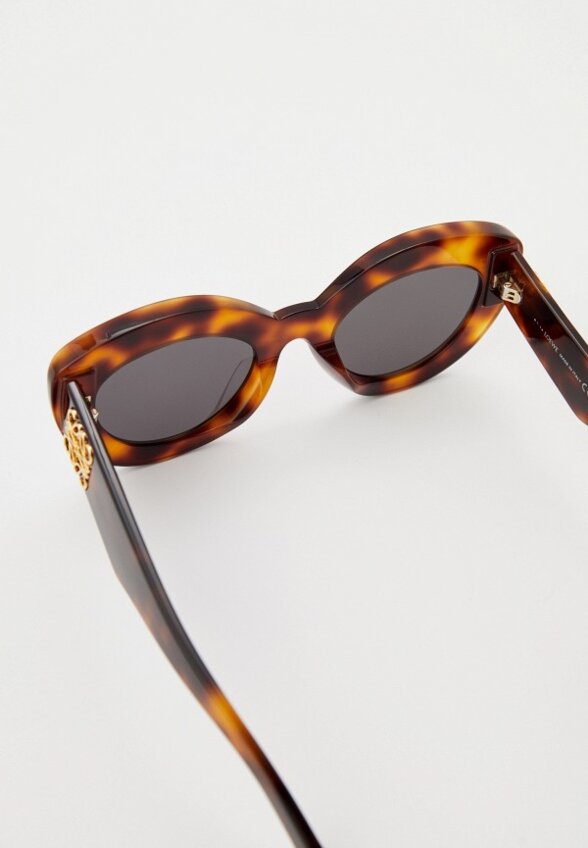 Очки солнцезащитные Loewe