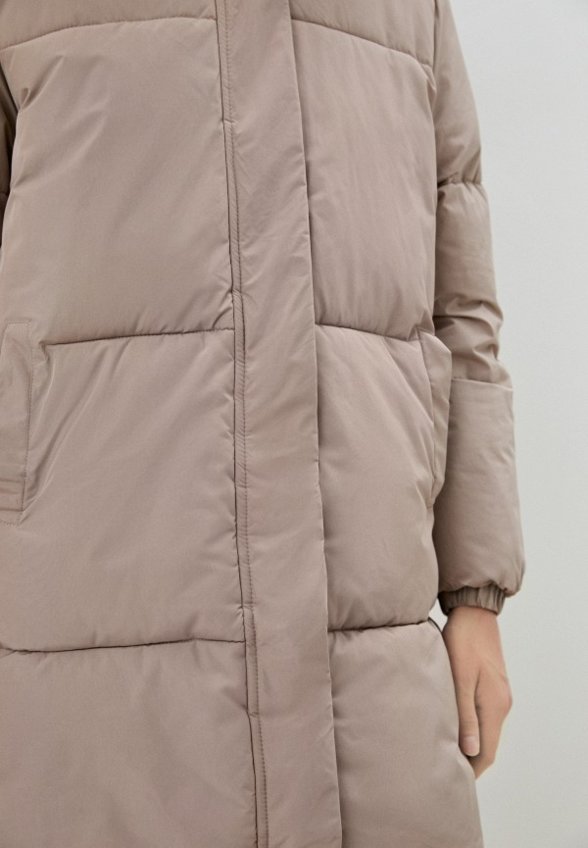 Пуховик Goldrai