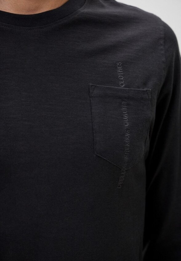 Лонгслив Deeluxe