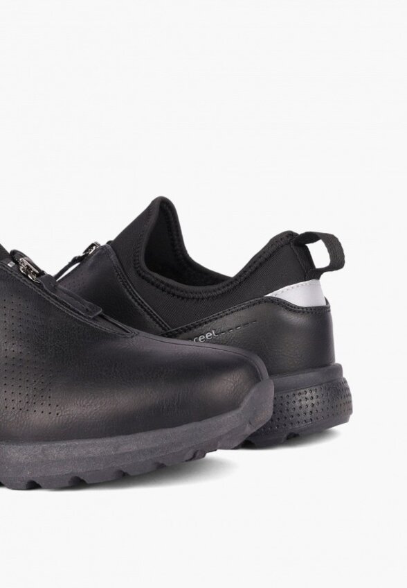 Кроссовки Instreet