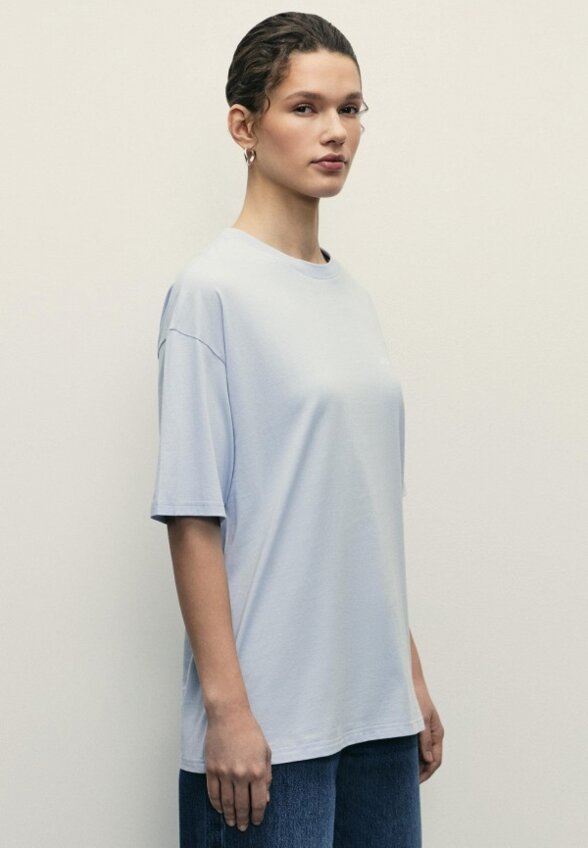 Футболка Zarina