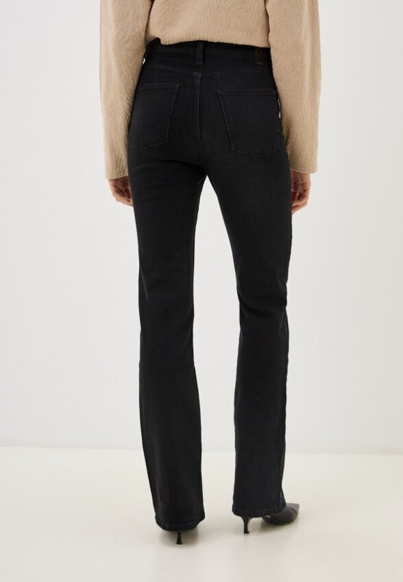 Джинсы Colin's