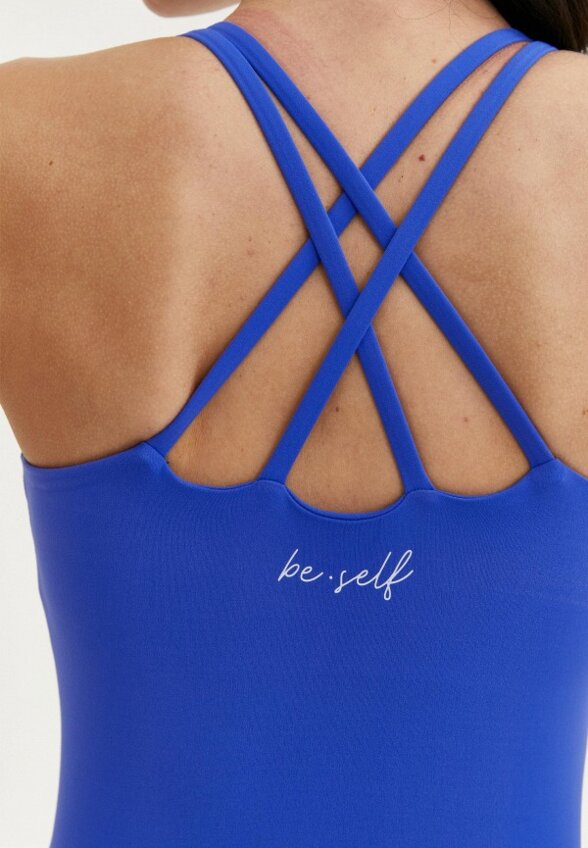 Топ спортивный Beself
