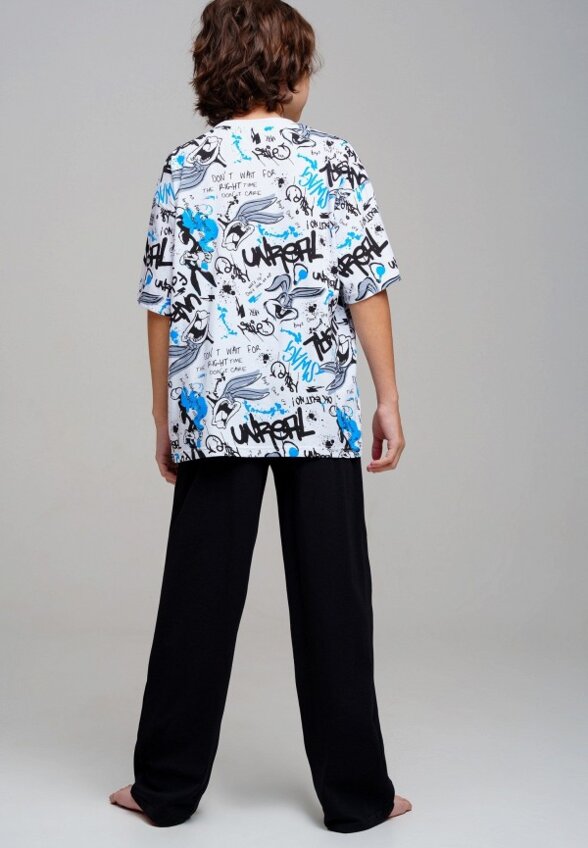 Футболка и брюки PlayToday