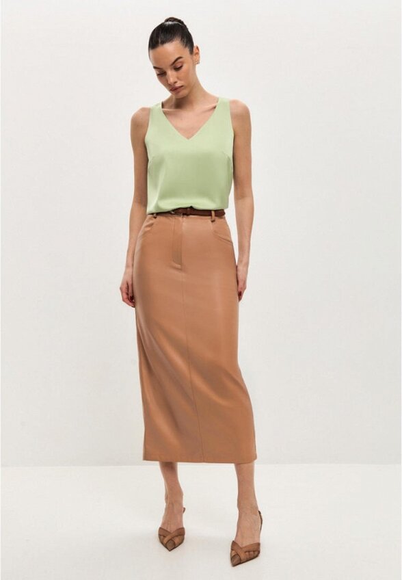 Топ Gabriel and Ester London