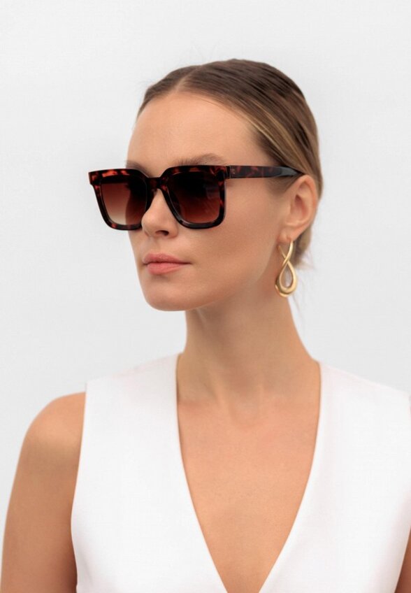 Очки солнцезащитные Amov