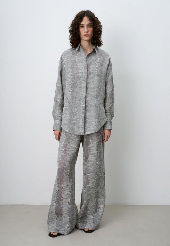 Рубашка Brusnika