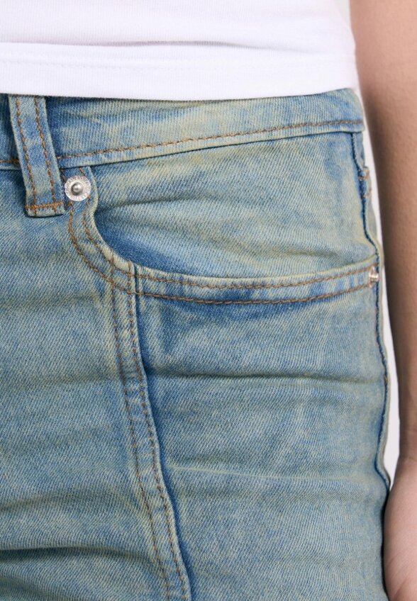 Джинсы Твое