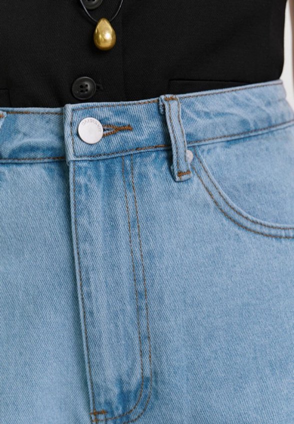 Шорты джинсовые Daisyknit