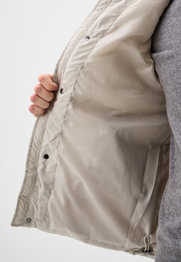 Жилет утепленный Colin's