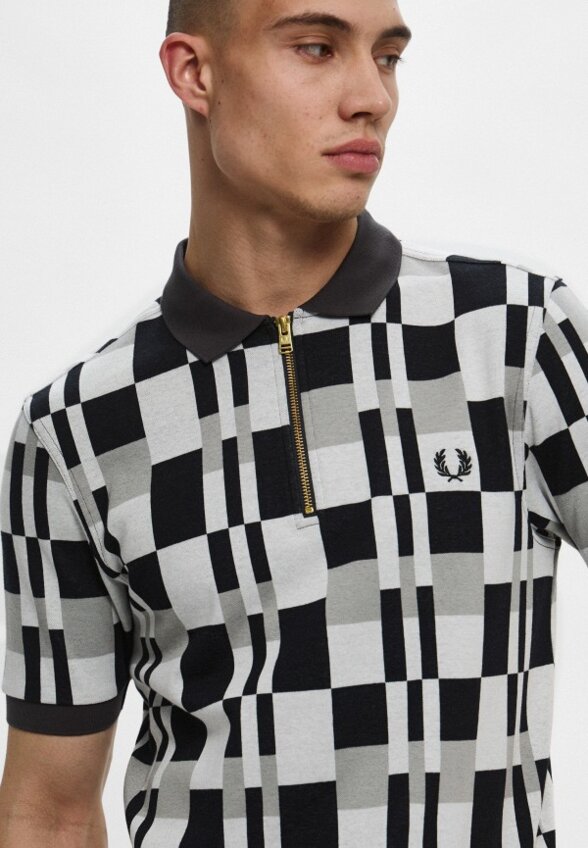 Поло Fred Perry