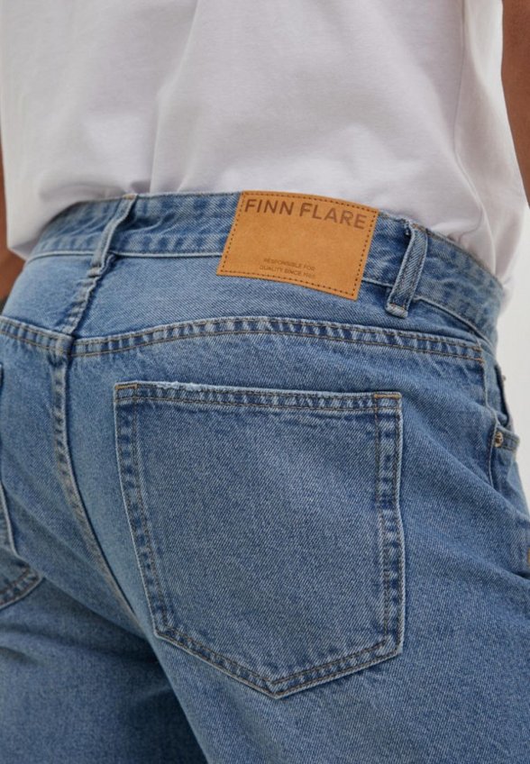 Джинсы Finn Flare