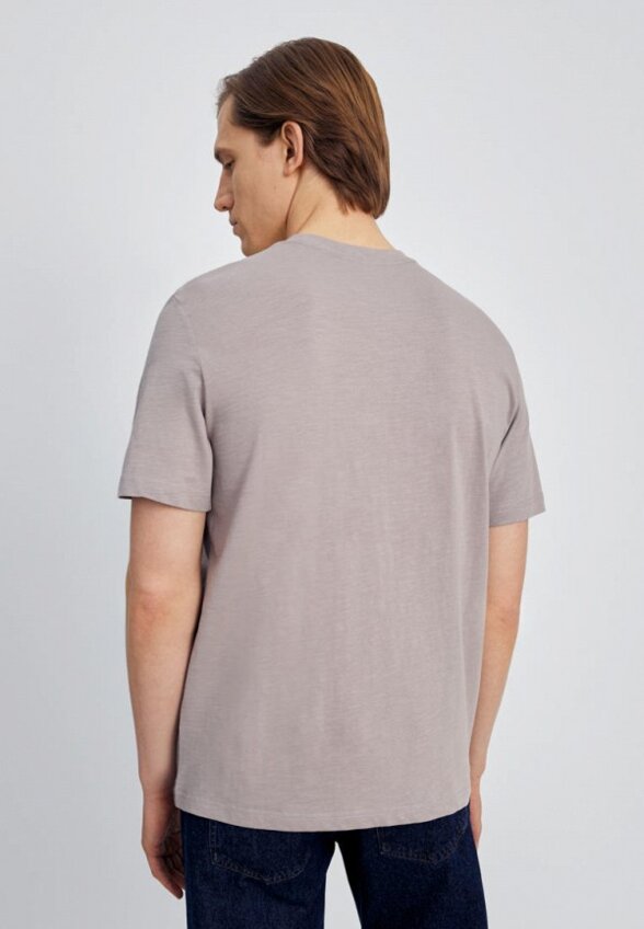 Футболка Finn Flare