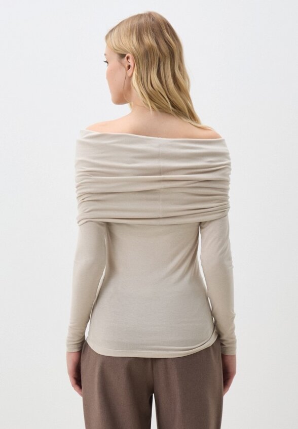 Лонгслив And Yet.