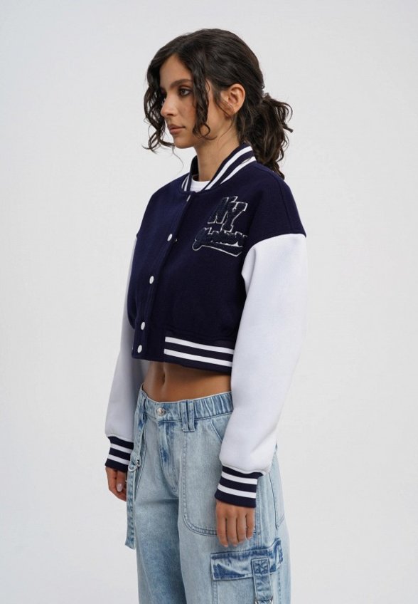 Бомбер Твое