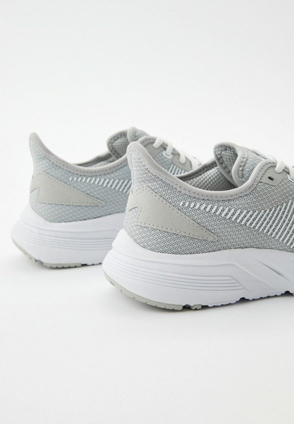 Кроссовки Diadora