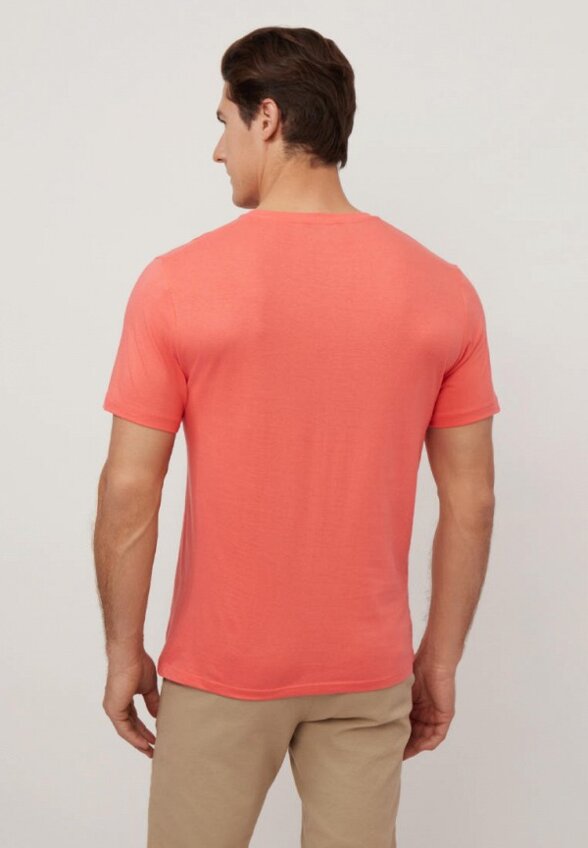 Футболка Modis