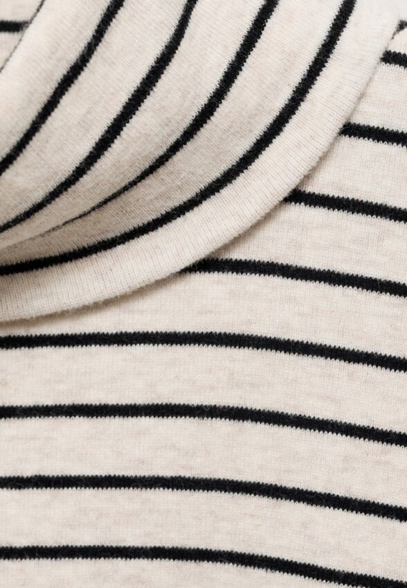 Водолазка Mango Teen