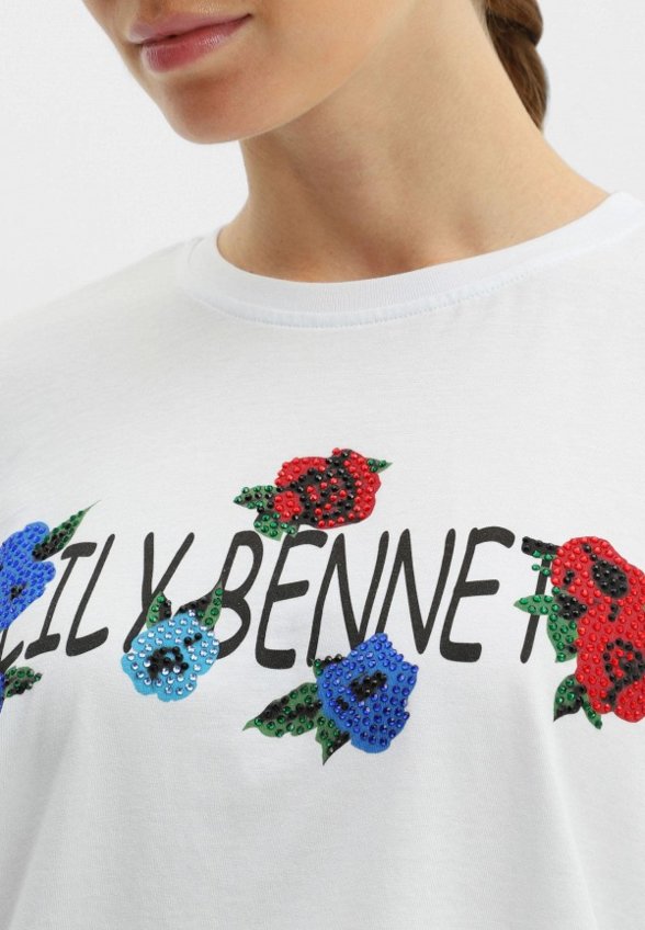 Футболка Lilly Bennet