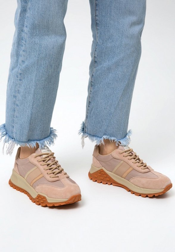 Кроссовки Sofia-Alexandra