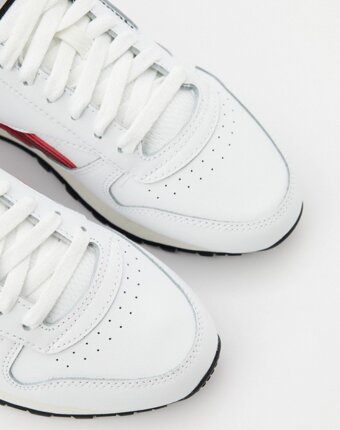 Кроссовки Reebok женщинам