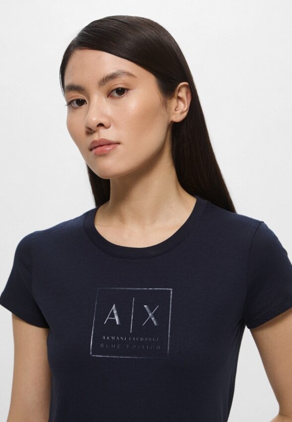 Футболка Armani Exchange
