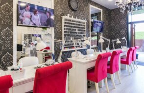 ManiQr_nailbar
