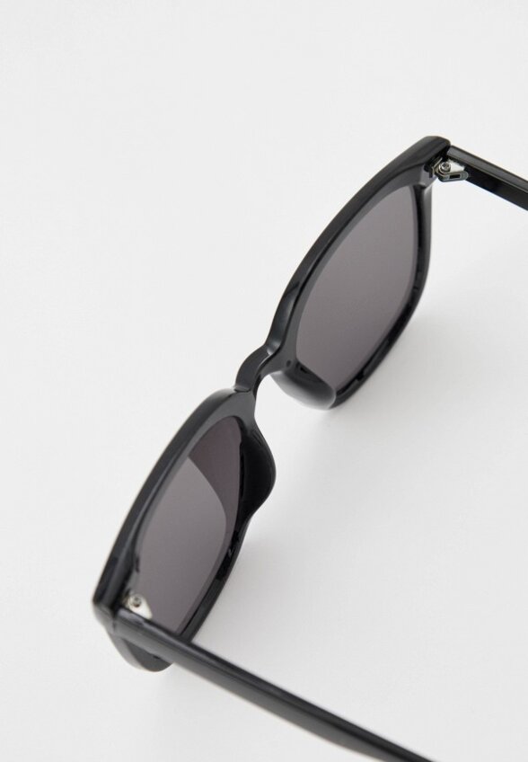 Очки солнцезащитные Amov