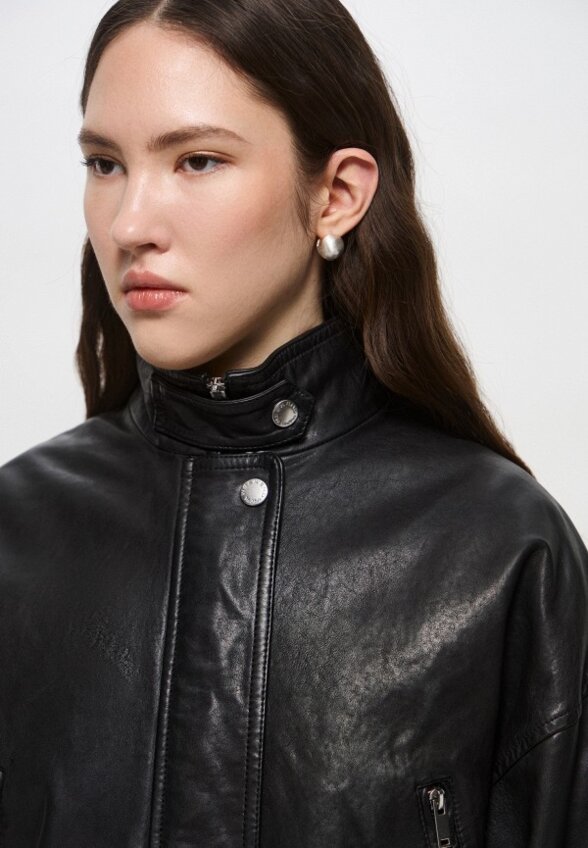 Куртка кожаная Weekend Max Mara