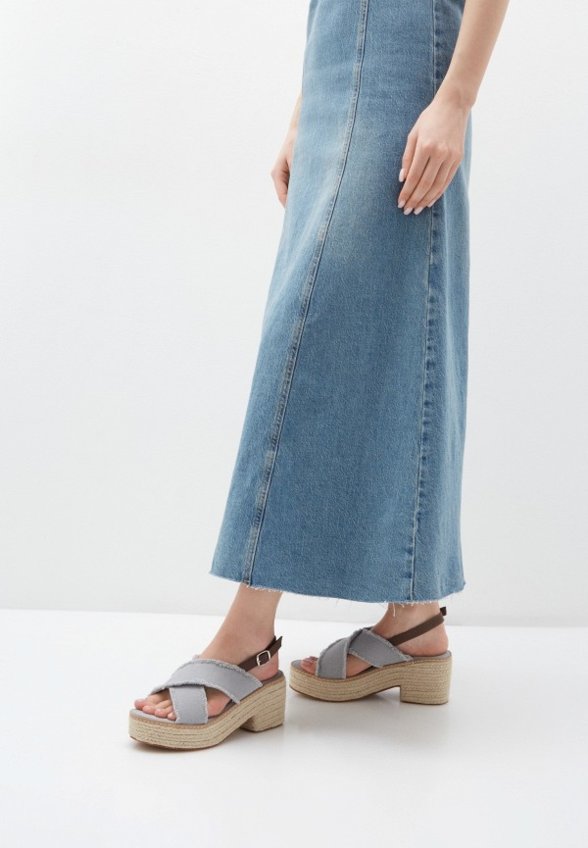 Босоножки Abricot