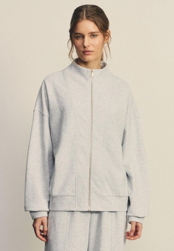 Олимпийка Zarina