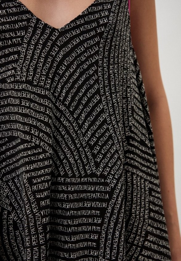 Топ Patrizia Pepe