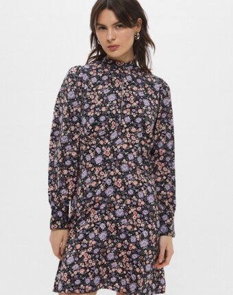 Платье H&M женщинам