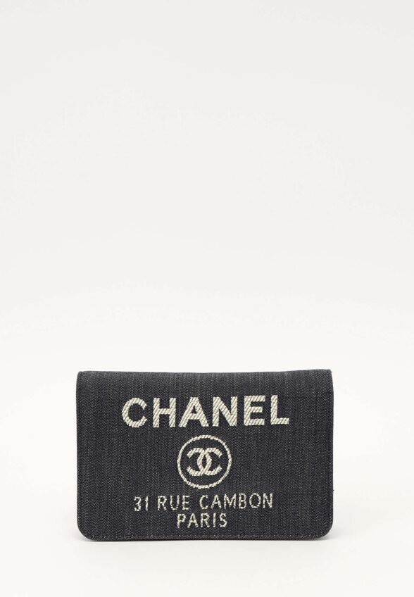 Chanel WOC