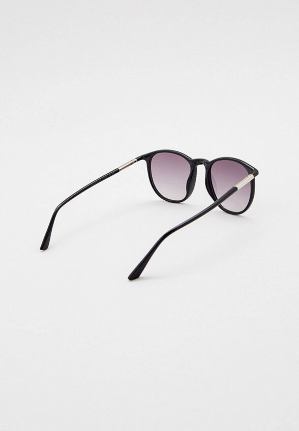 Очки солнцезащитные Calvin Klein