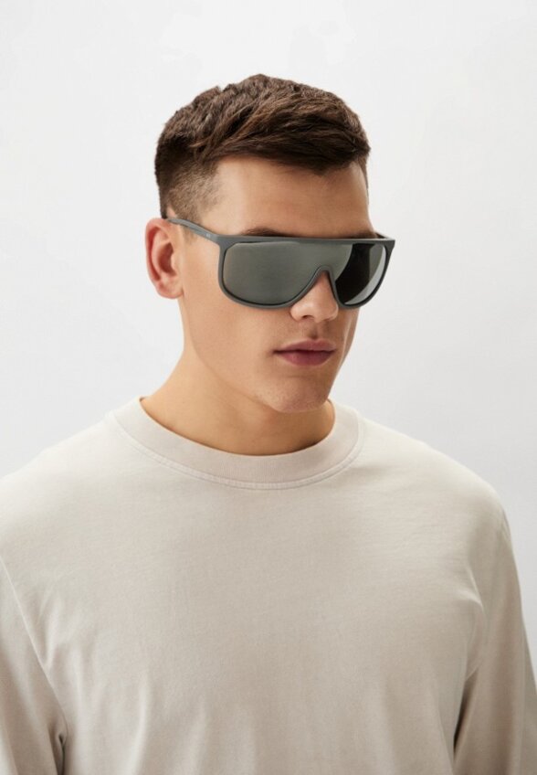 Очки солнцезащитные Armani Exchange